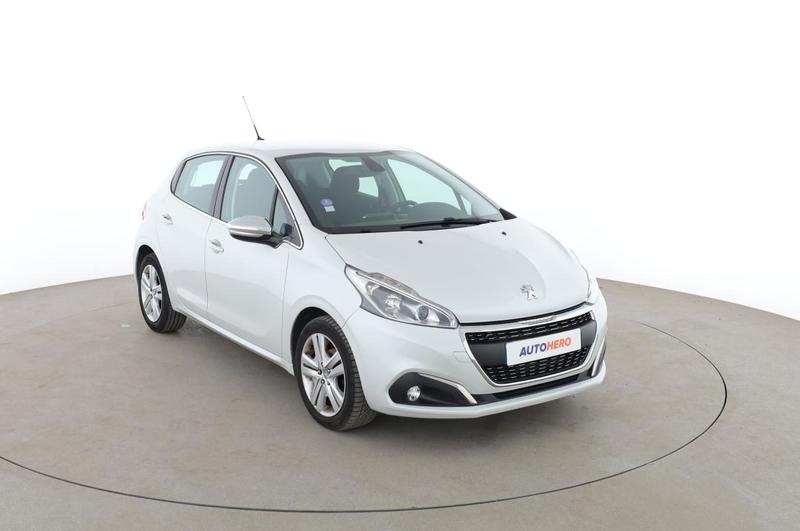 Peugeot 208 1.2 PureTech Allure Business 5p 110 ch