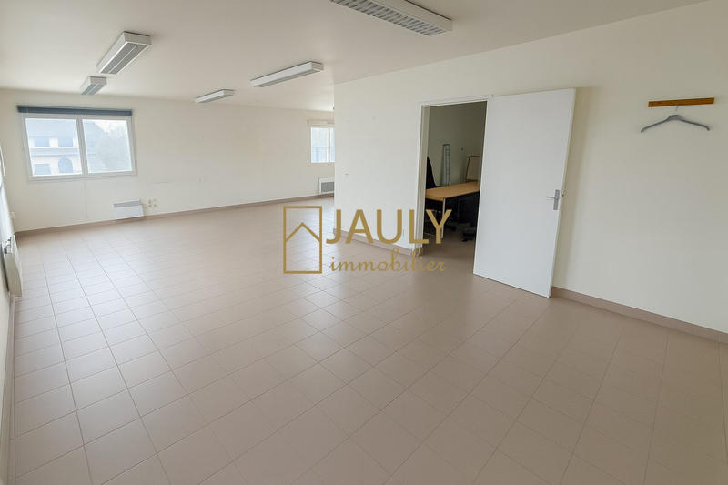 Local d'activités - 1 200 m²