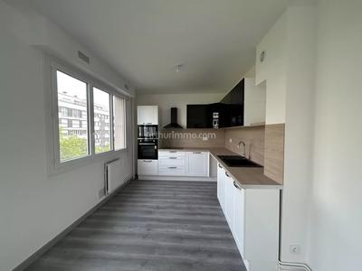 Appartement - 99 m² - 4 pièces