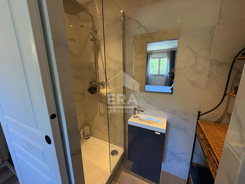 Appartement - 101 m² - 5 pièces