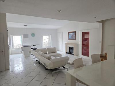 Appartement - 91 m² - 3 pièces