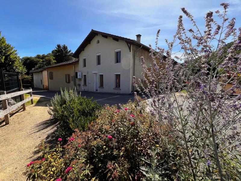 Maison - 137 m² - 5 pièces