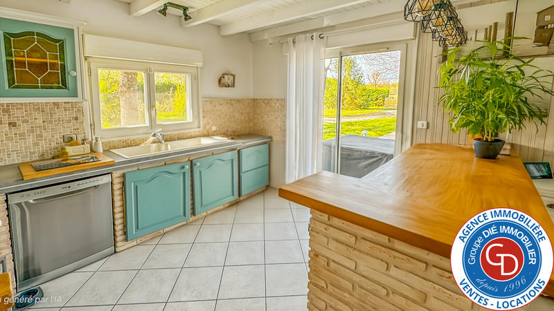 Maison - 184 m² - 8 pièces