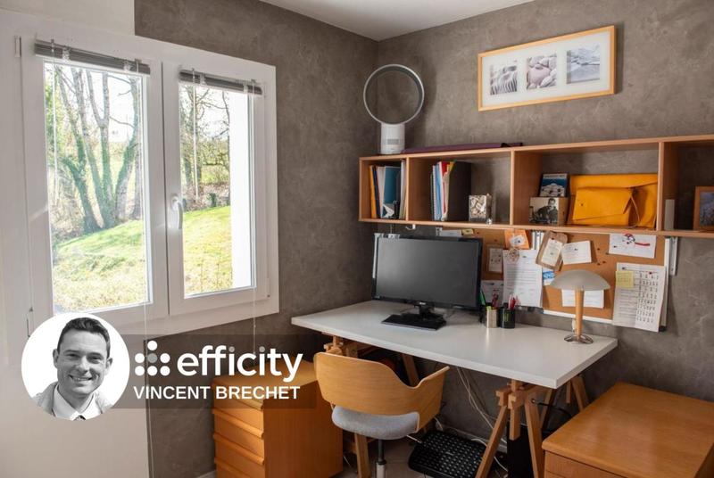 Maison - 233 m² - 7 pièces