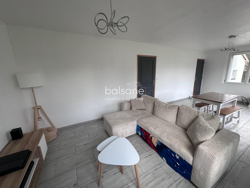 Maison - 73 m² - 5 pièces