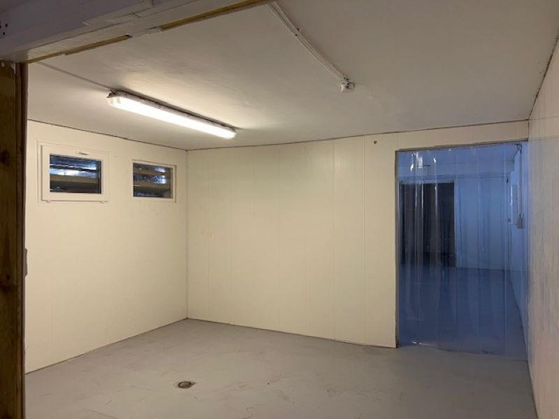 Local d'activité / Entrepôt - 600 m²