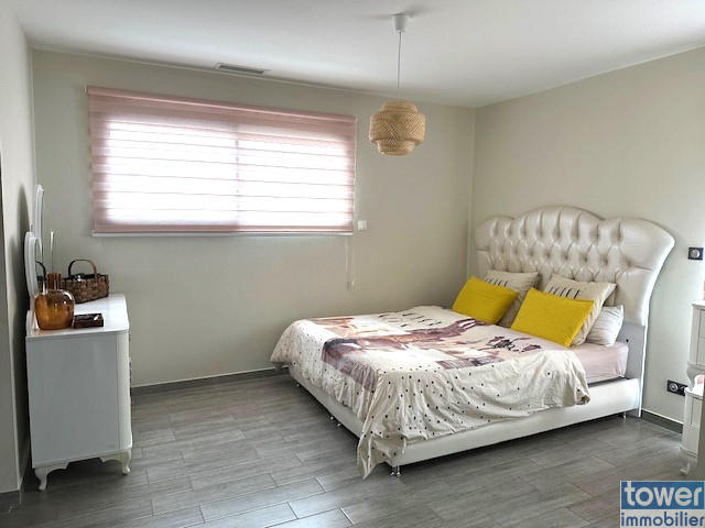 Maison - 163 m² - 6 pièces