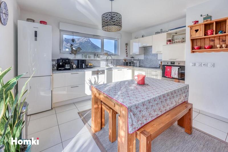 Appartement - 70 m² - 3 pièces