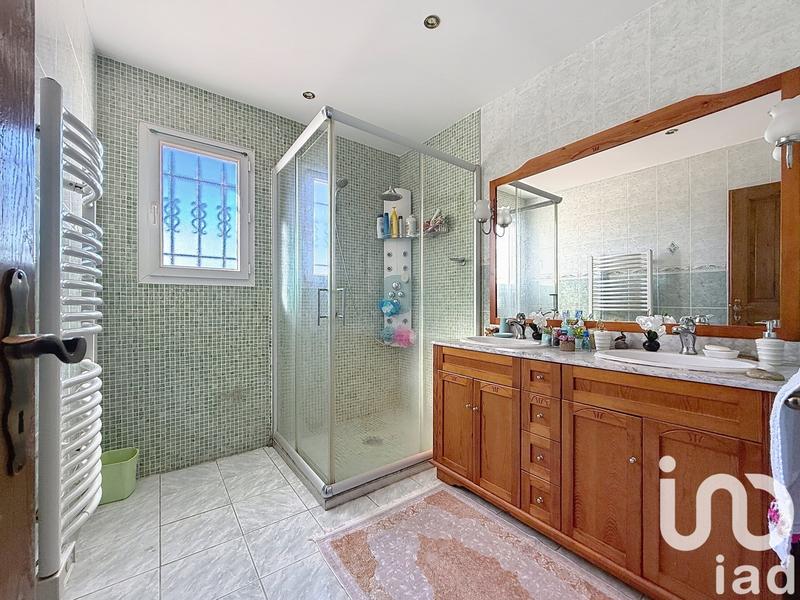 Maison - 197 m² - 5 pièces