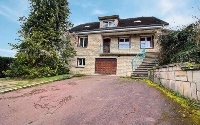 Maison - 139 m² - 7 pièces