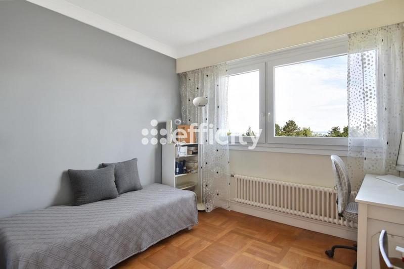 Appartement - 77 m² - 3 pièces
