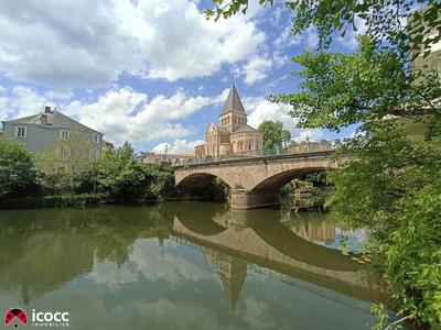 Immeuble - 175 m² - 7 pièces