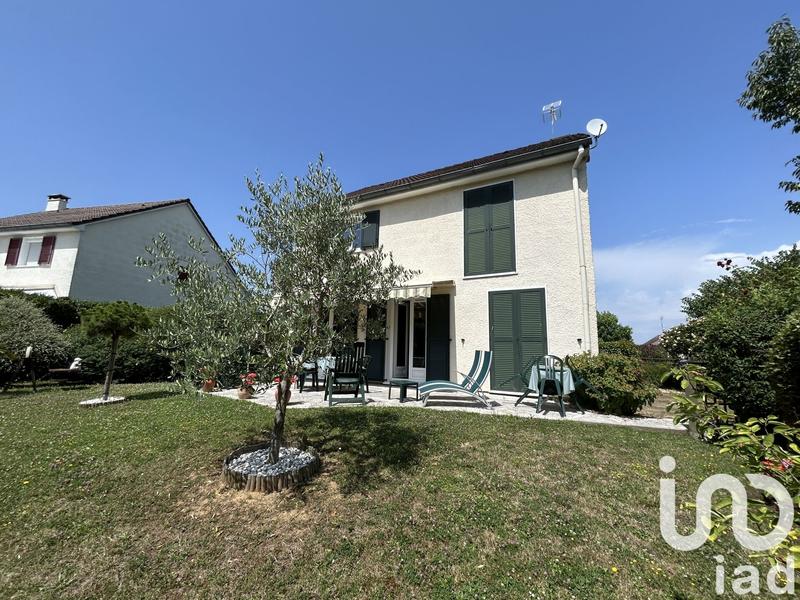 Maison - 140 m² - 6 pièces