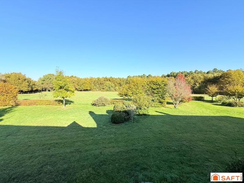 Maison - 211 m² - 8 pièces