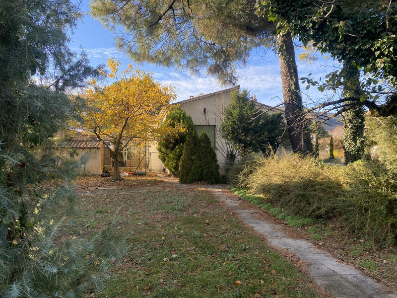 Maison - 96 m² - 5 pièces