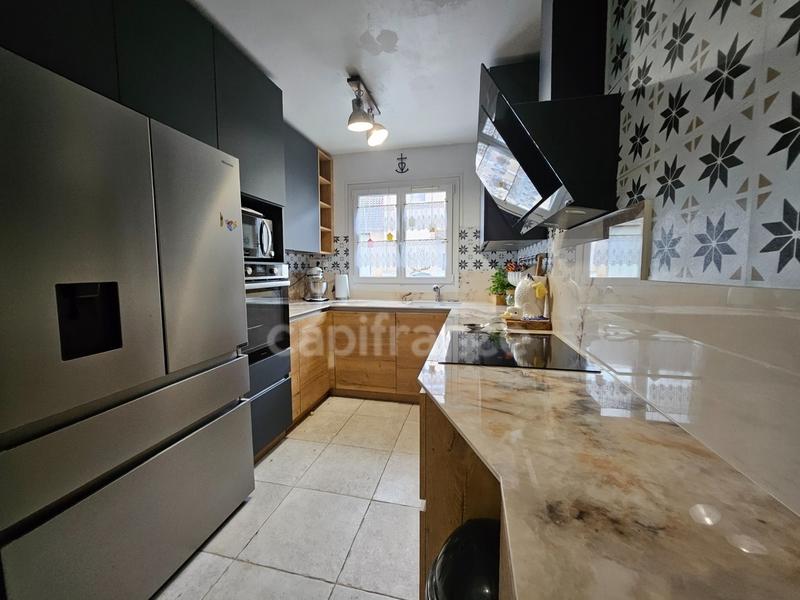 Maison - 127 m² - 7 pièces