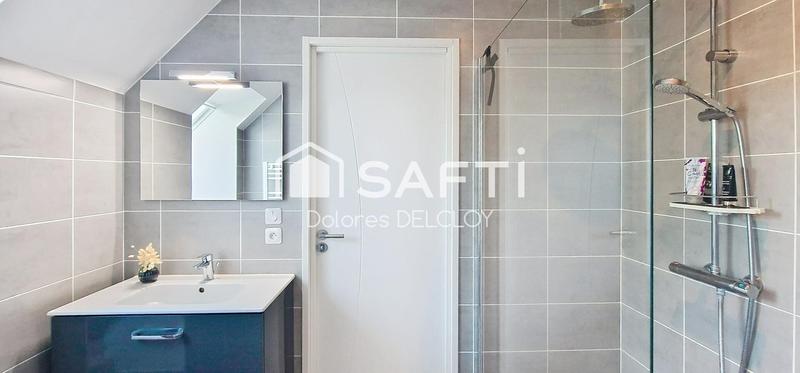 Maison - 180 m² - 7 pièces