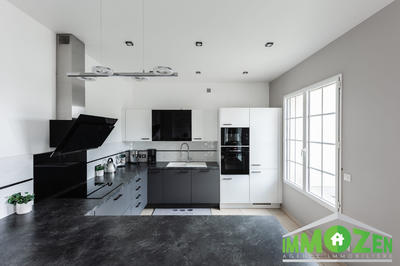 Maison - 165 m² - 8 pièces