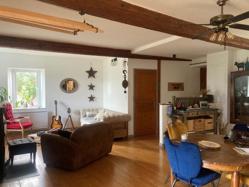 Maison en pierre - 250 m² - 10 pièces