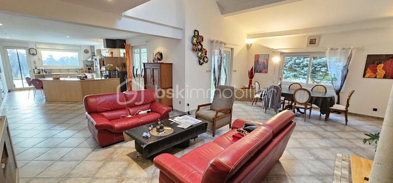 Maison - 165 m² - 4 pièces