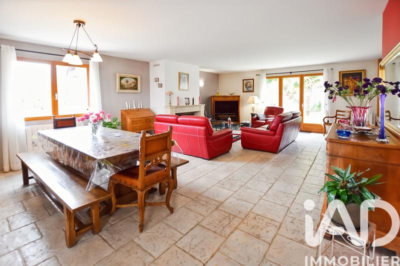 Maison - 180 m² - 6 pièces