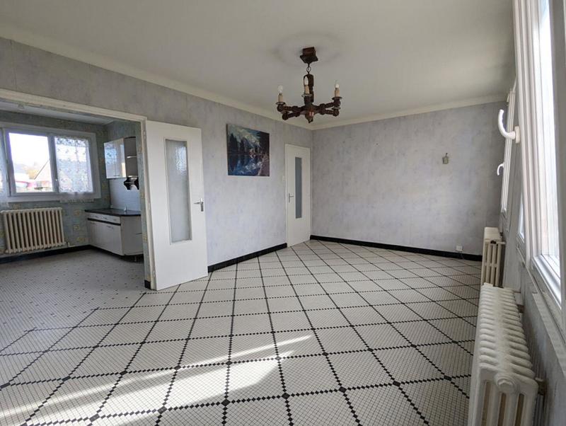 Maison - 85 m² - 6 pièces