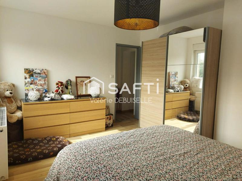 Maison - 90 m² - 5 pièces