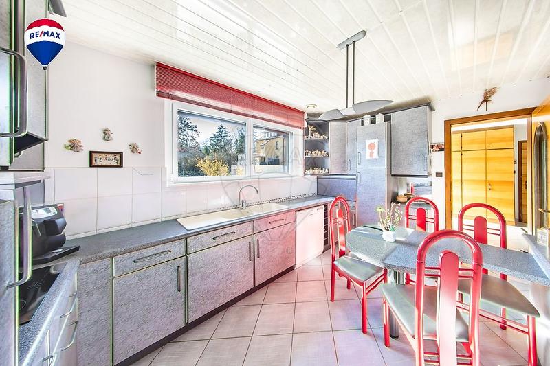 Maison - 162 m² - 7 pièces