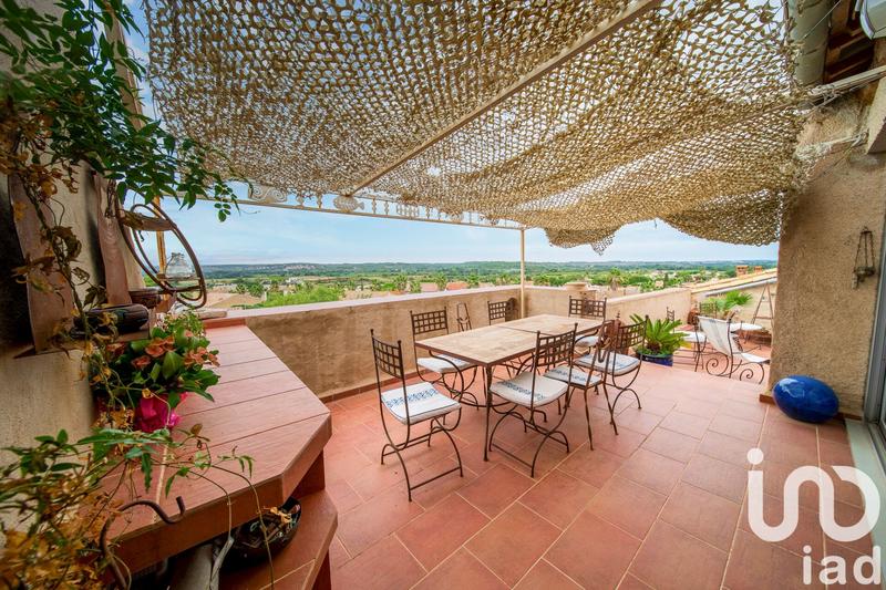 Maison de village - 360 m² - 10 pièces