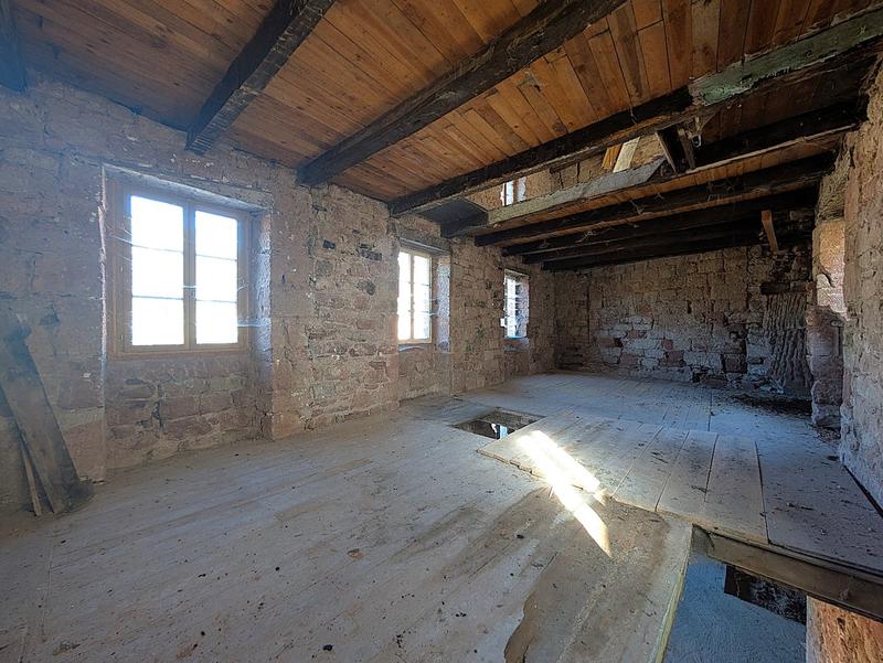 Maison ancienne - 111 m² - 3 pièces