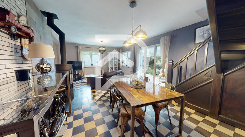 Maison - 120 m² - 5 pièces