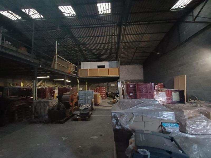 Local commercial - 390 m²