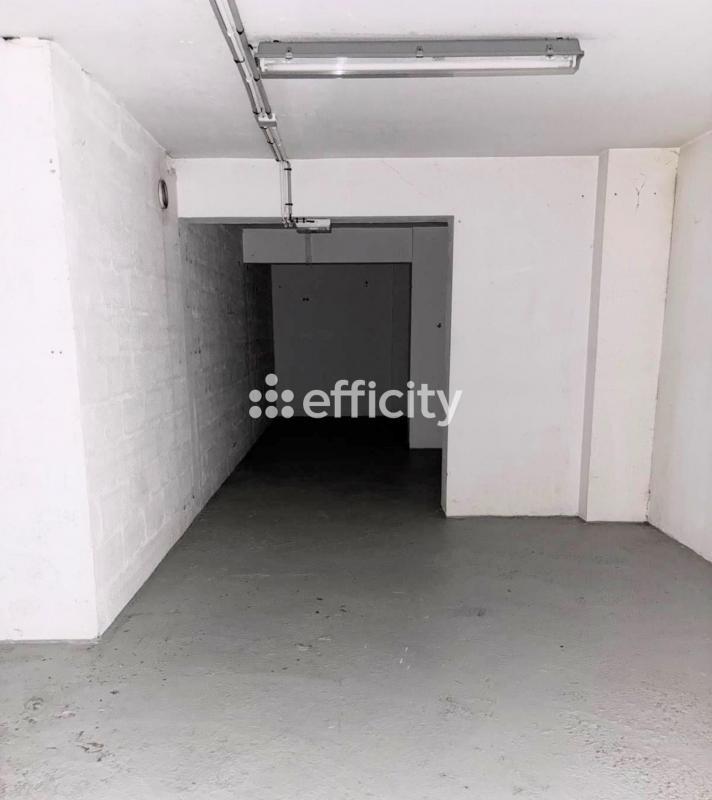 Bureau - 113 m² - 1 pièce