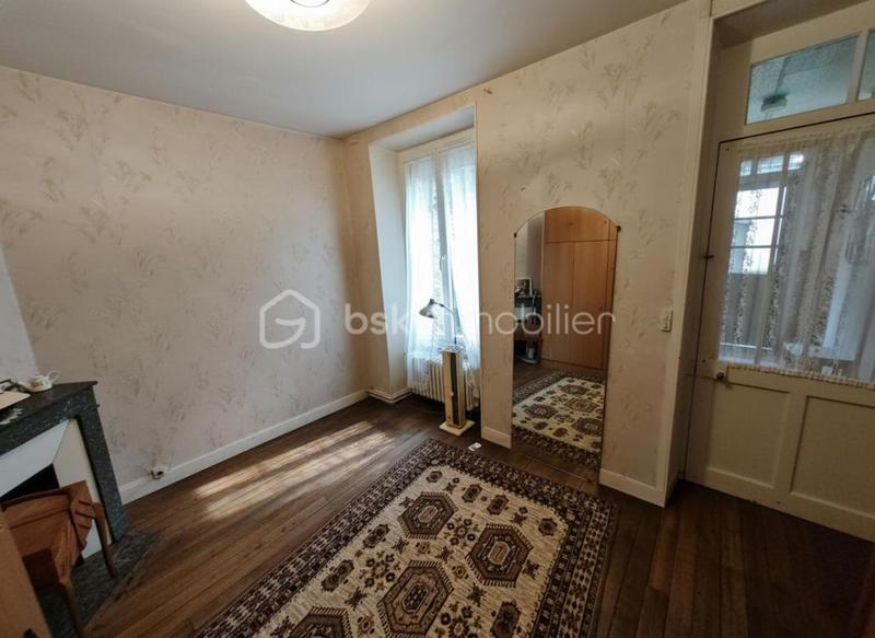 Maison traditionnelle - 141 m² - 5 pièces