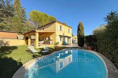 Villa - 135 m² - 5 pièces