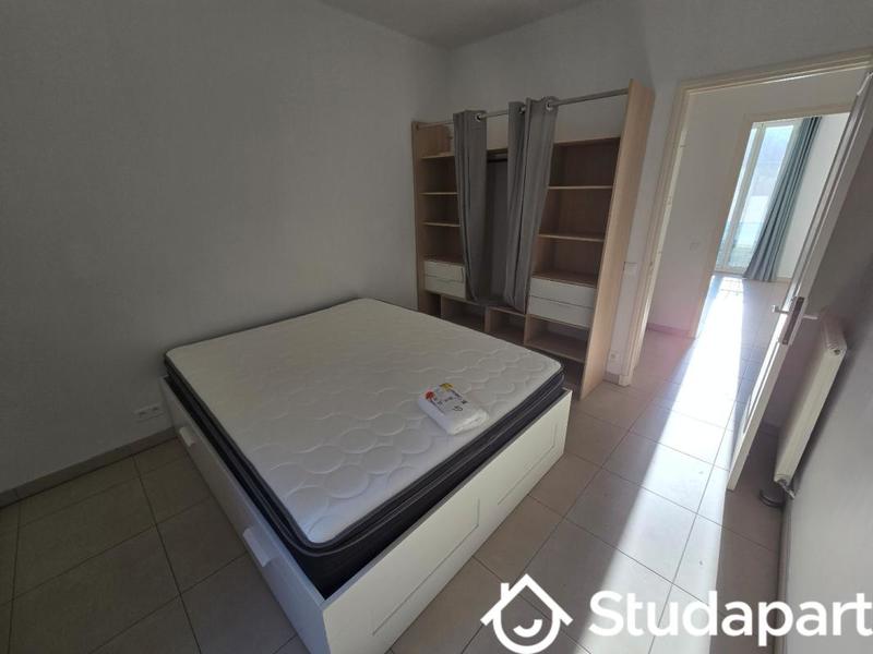 Appartement - 65 m² - 4 pièces