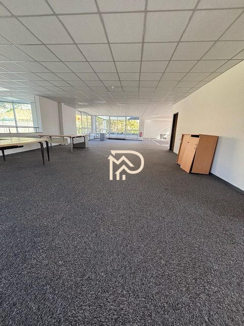 Bureau - 440 m²
