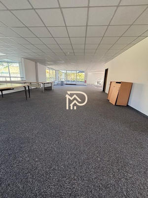 Bureau - 440 m²
