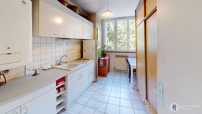 Appartement - 82 m² - 5 pièces