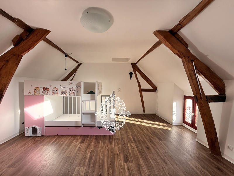 Maison - 179 m² - 5 pièces