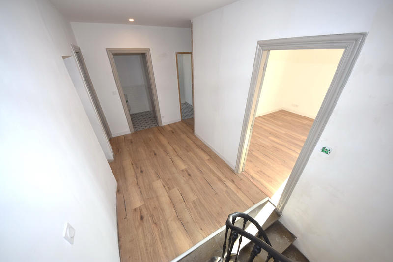 Maison - 193 m² - 6 pièces