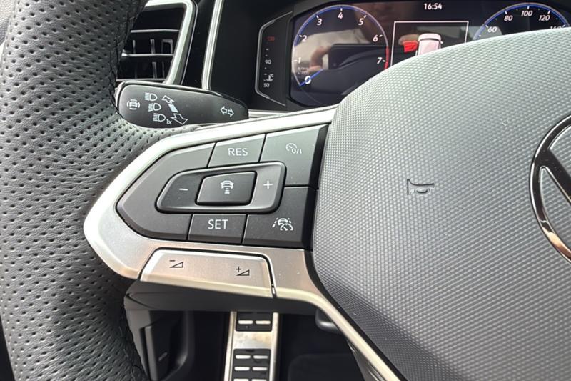 Volkswagen t-Roc Tsi 150 Dsg7 R-Line