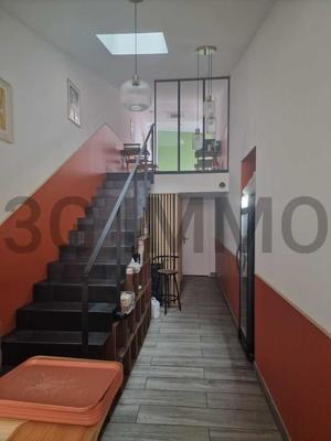 Fonds de commerce - Magasins - 92 m²