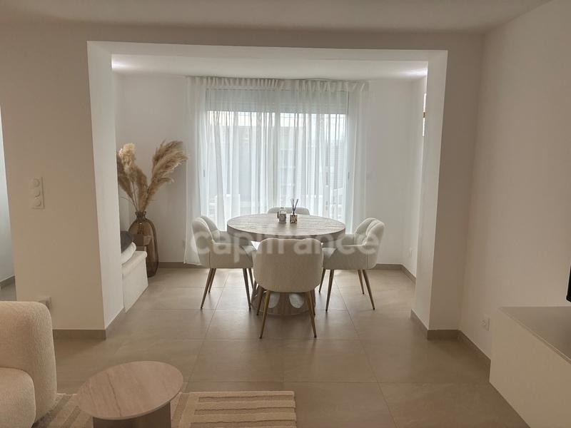 Maison - 97 m² - 4 pièces