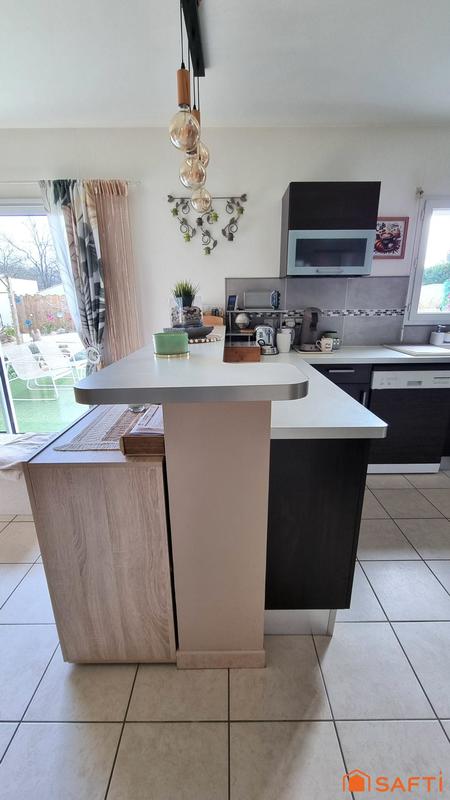 Maison - 90 m² - 4 pièces