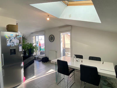 Appartement - 84 m² - 4 pièces