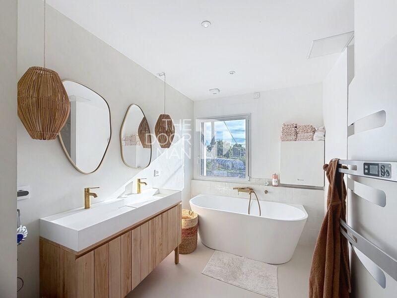 Maison - 132 m² - 4 pièces