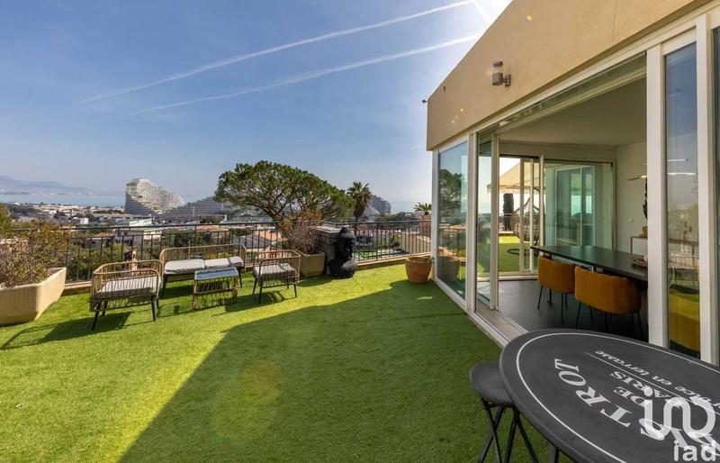 Appartement - 157 m² - 5 pièces