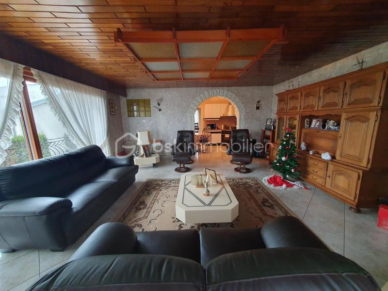 Maison - 111 m² - 5 pièces