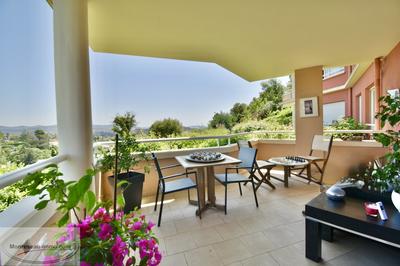 Appartement - 76 m² - 3 pièces